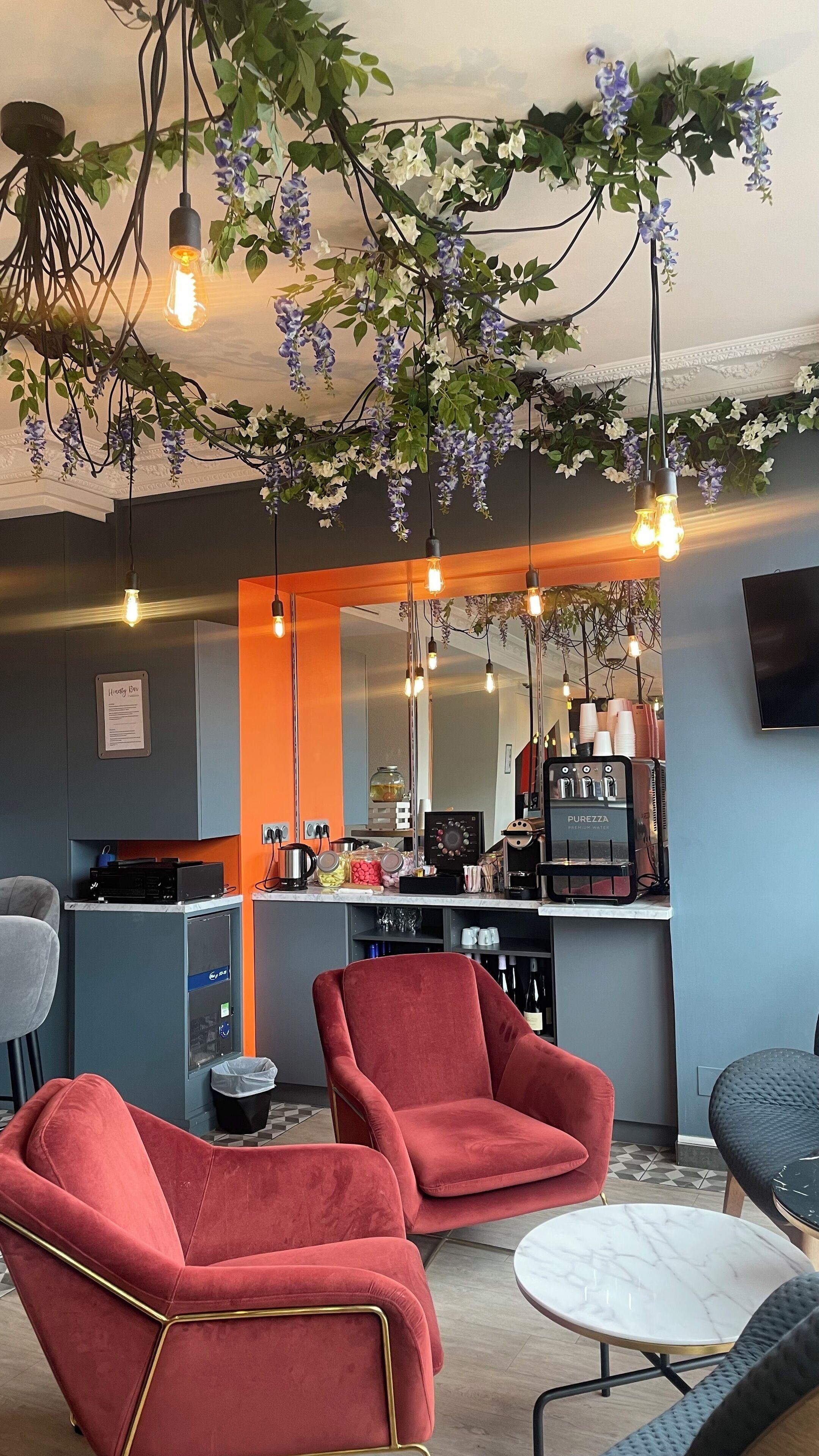 Hotel Western Opera Batignolles 4*