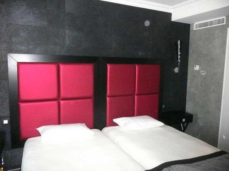 Western Opera Batignolles Hotel 4*