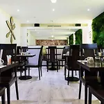 Western Opera Batignolles 4* Paris