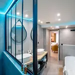 Western Opera Batignolles 4*