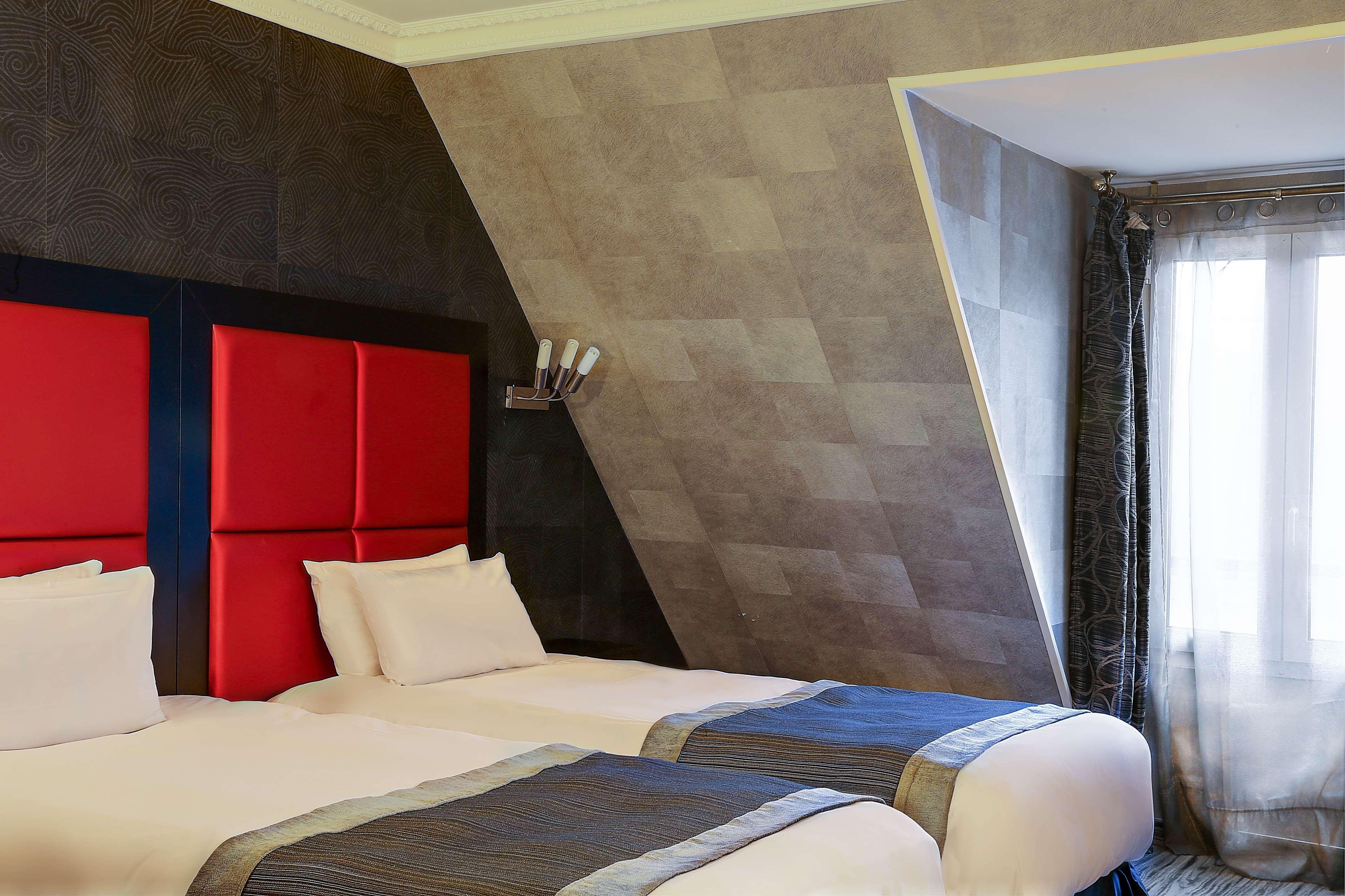 Western Opera Batignolles Hotel 4*