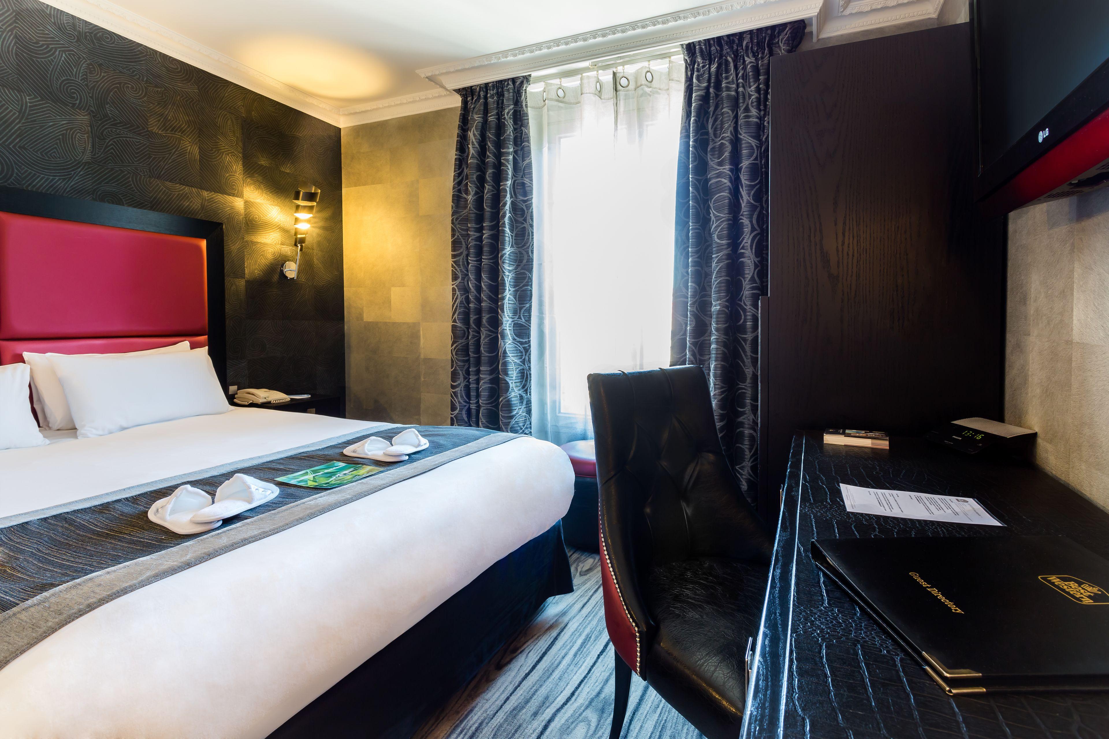 Western Opera Batignolles 4*