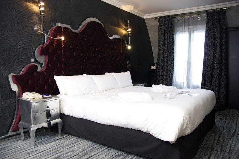 Western Opera Batignolles Hotel 4*