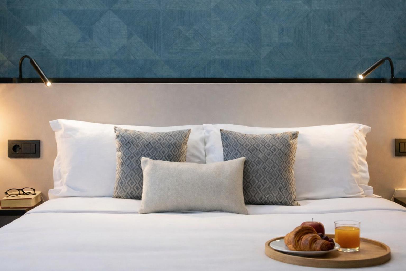 Western Opera Batignolles Paris